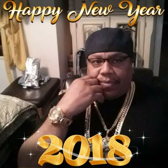 Meet your Posher, Mark - Picture 1 of 1